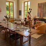 Guest house La Doucelle Culture Et Bien-etre 3*