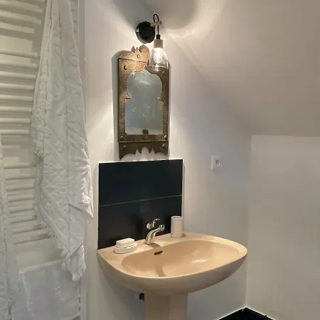 Guest house La Doucelle Culture Et Bien-etre Lignieres-Orgeres