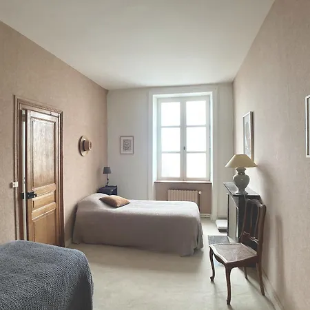 La Doucelle Culture Et Bien-etre Guest house