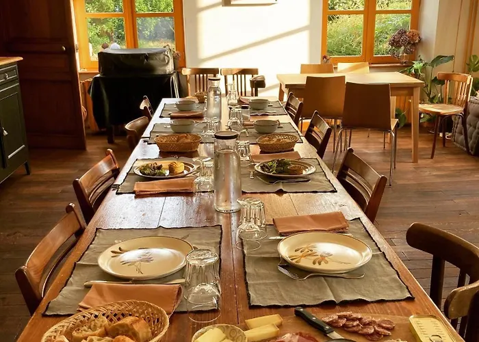 La Doucelle Culture Et Bien-etre Guest house